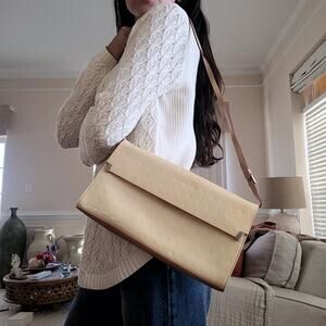 Arcadia Cream Patent Leather Purse Shoulder Bag Made in Italy Adjustable Strap